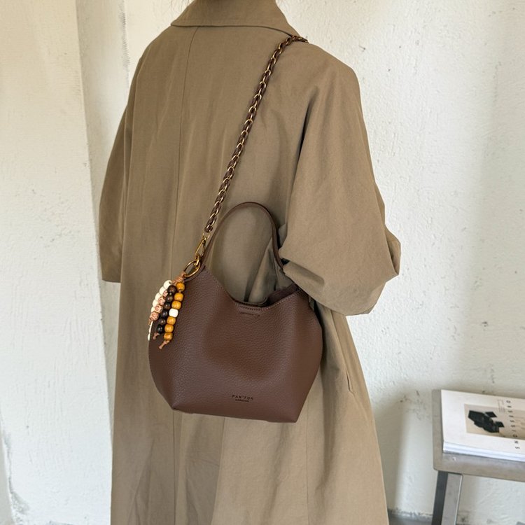 Women's Bucket Bag with Magnetic Closure - One Size - Off-White,Gray,Black,Brown - Image 3