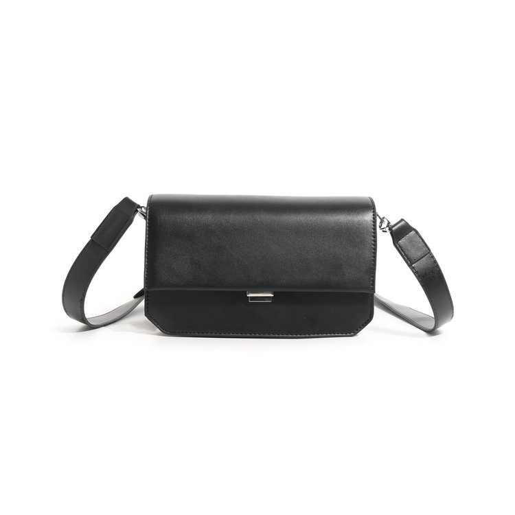 Women's Single Shoulder Crossbody Bag with Magnetic Closure - Medium - Black - Image 3
