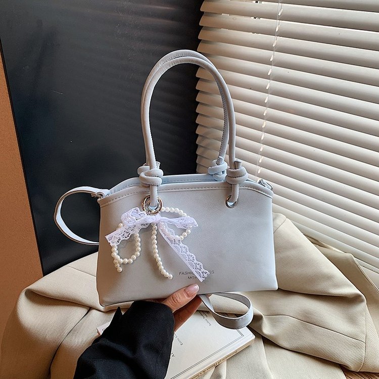 Women's One-Shoulder Tote Bag with Zip Clasp Closure - Fall 2026 - Image 3