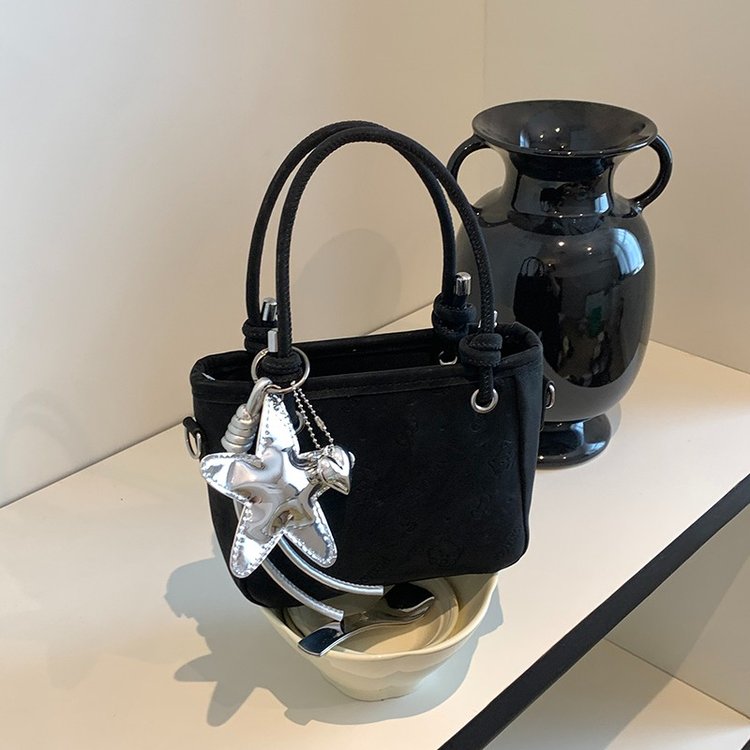 Women's One Shoulder Tote Bag with Zipper Closure - Fall 2026 - Image 4
